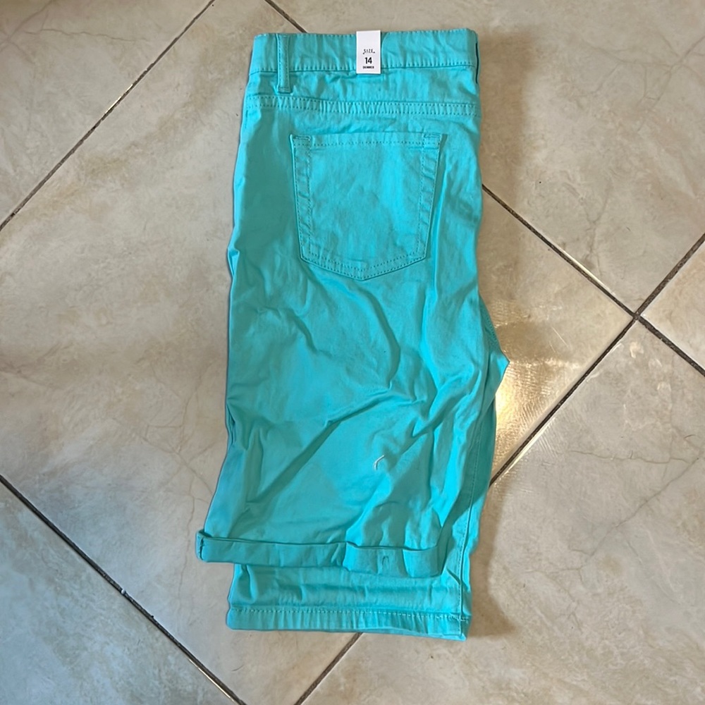Sz14 Children’s place shorts